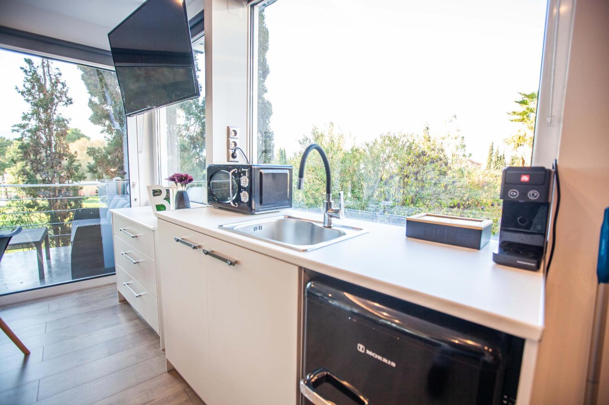 Kalafatis Beach Home イテア 部屋 写真